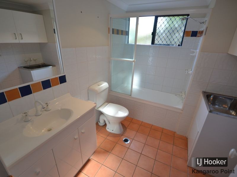 1/64 Longlands Street, East Brisbane QLD 4169