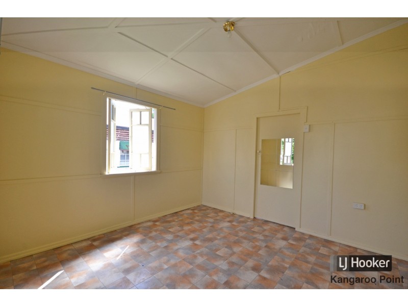 10 Vanda Street, Woolloongabba QLD 4102