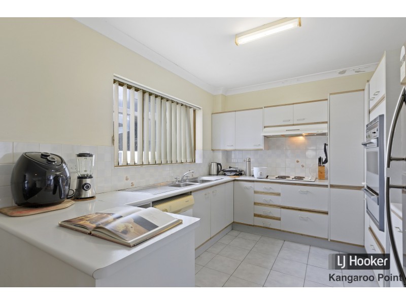 1/99 Thorn Street, Kangaroo Point QLD 4169