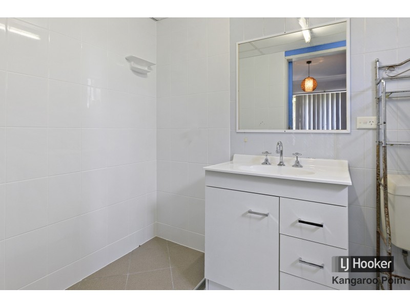 1/99 Thorn Street, Kangaroo Point QLD 4169