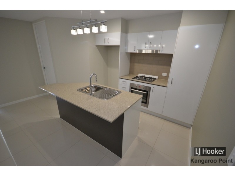 14/450 Main Street, Kangaroo Point QLD 4169