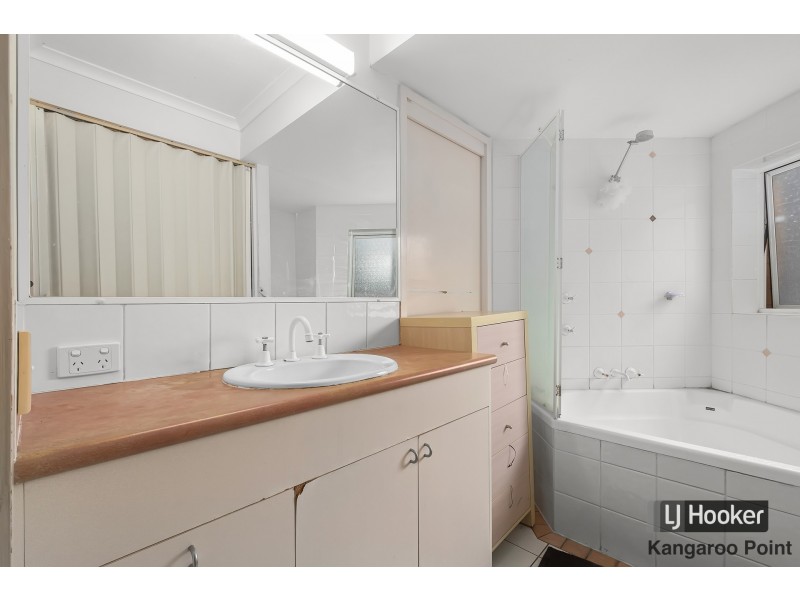 33/492 Main Street, Kangaroo Point QLD 4169