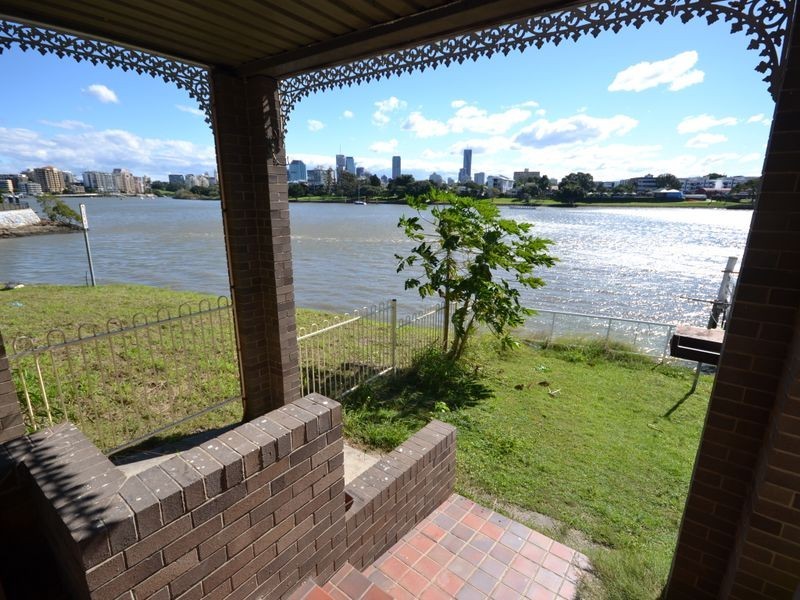 East Brisbane QLD 4169