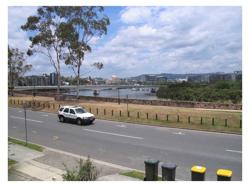 3/132 River Terrace, Kangaroo Point QLD 4169