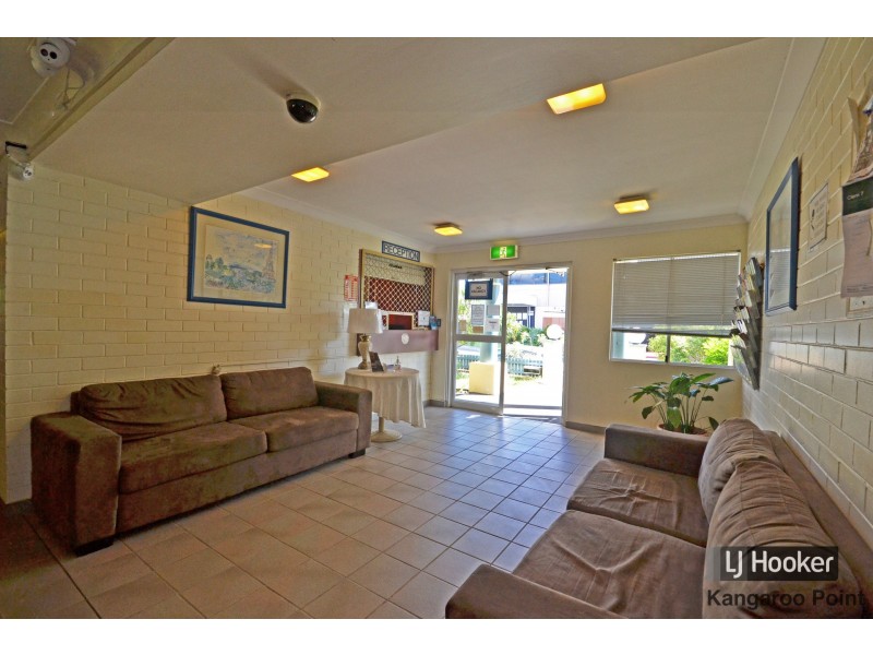 1/24 Tottenham Street, Woolloongabba QLD 4102