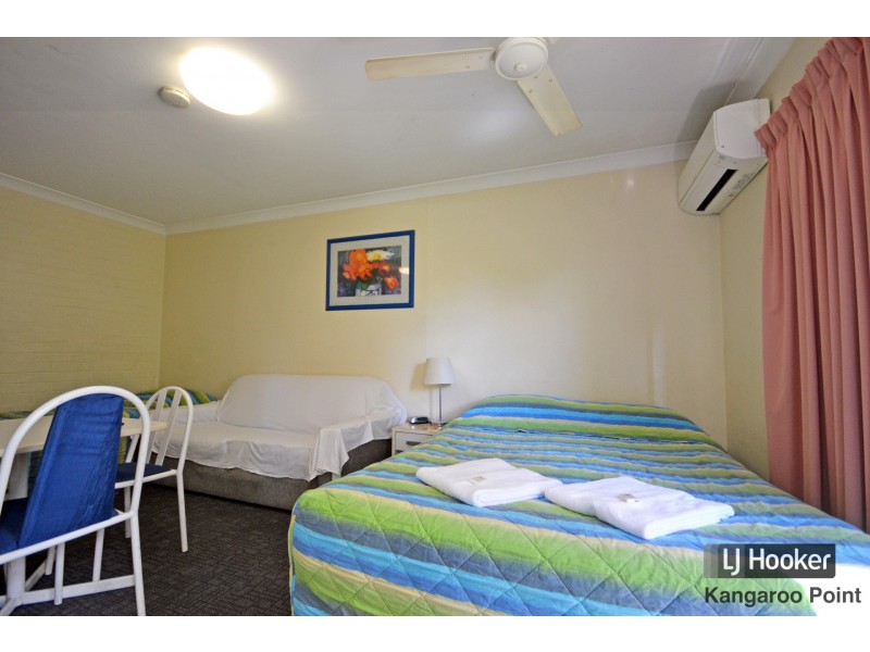 1/24 Tottenham Street, Woolloongabba QLD 4102