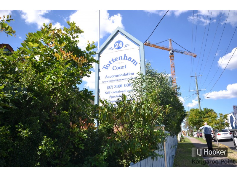 1/24 Tottenham Street, Woolloongabba QLD 4102