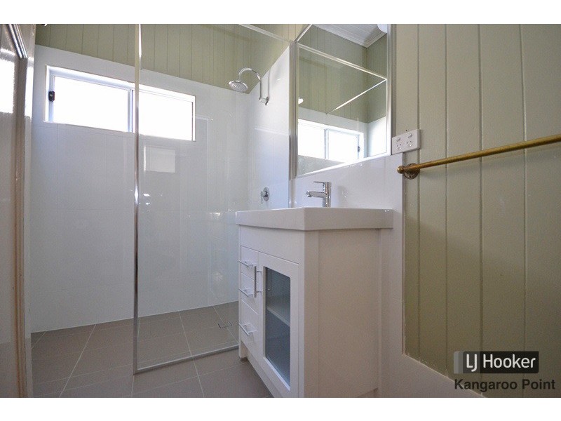 81 Longlands Street, East Brisbane QLD 4169