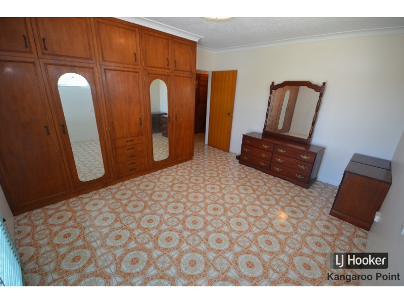 15 Carl Street, Woolloongabba QLD 4102