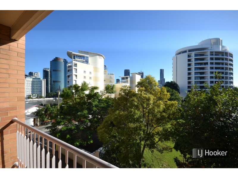 207/355 Main Street, Kangaroo Point QLD 4169