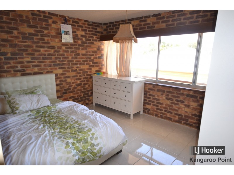 2/745 Logan Road, Greenslopes QLD 4120