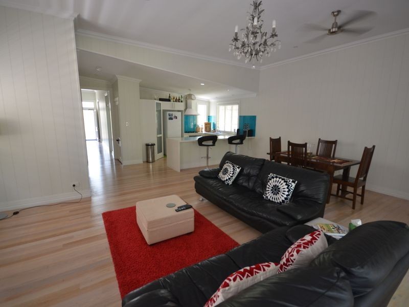 9 Edgar Street, East Brisbane QLD 4169