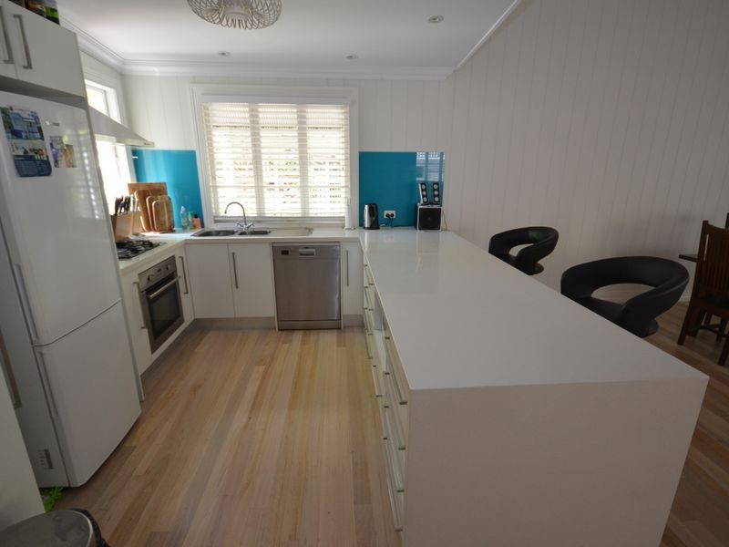 9 Edgar Street, East Brisbane QLD 4169