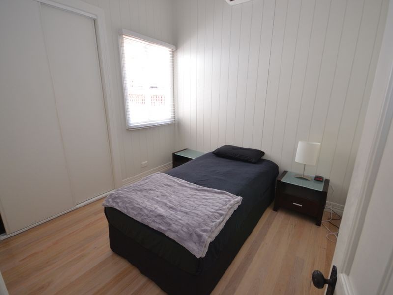 9 Edgar Street, East Brisbane QLD 4169