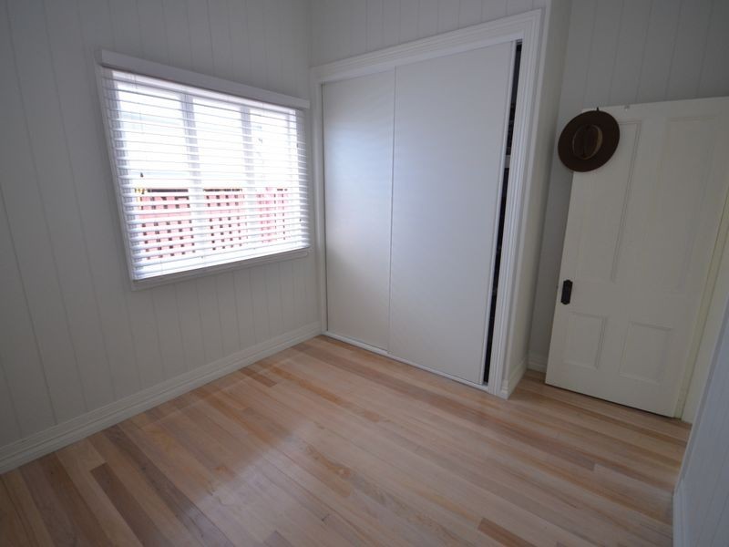 9 Edgar Street, East Brisbane QLD 4169