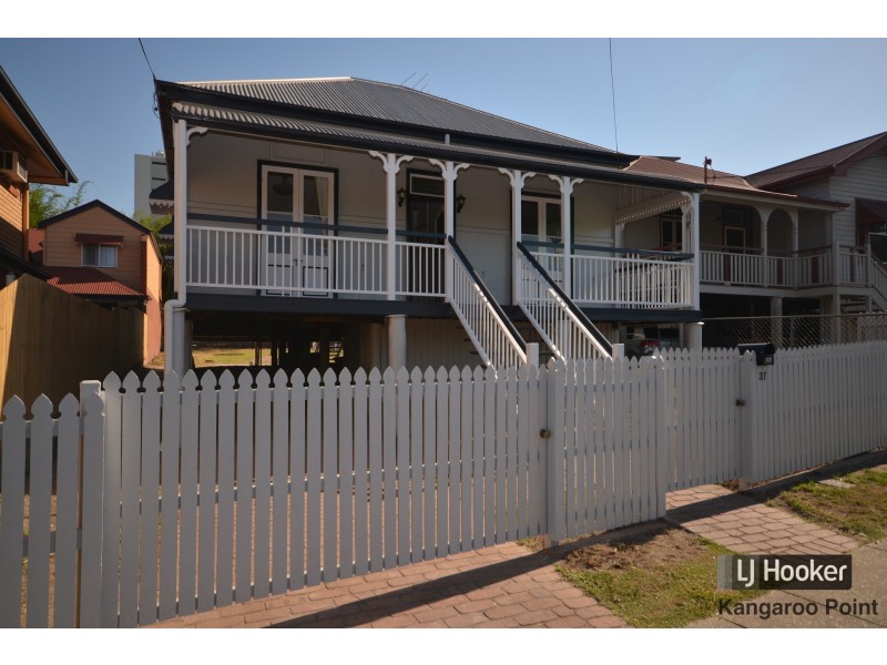 37 Baines Street, Kangaroo Point QLD 4169