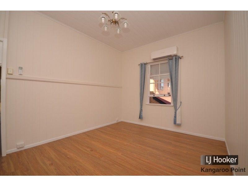 37 Baines Street, Kangaroo Point QLD 4169