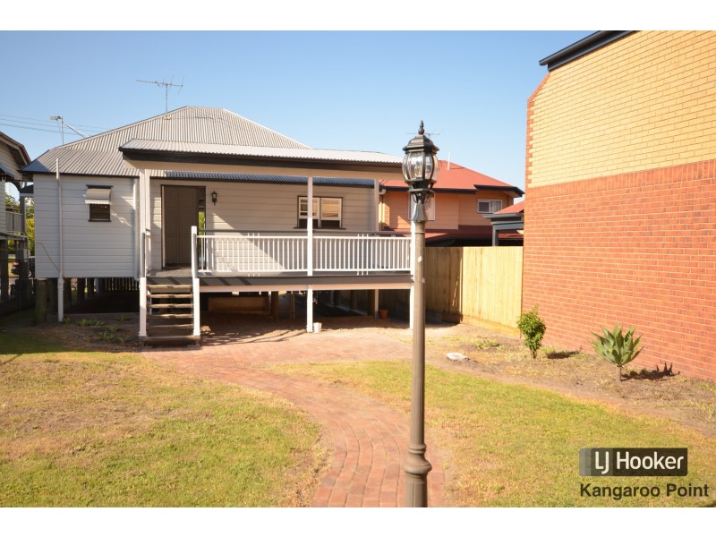 37 Baines Street, Kangaroo Point QLD 4169