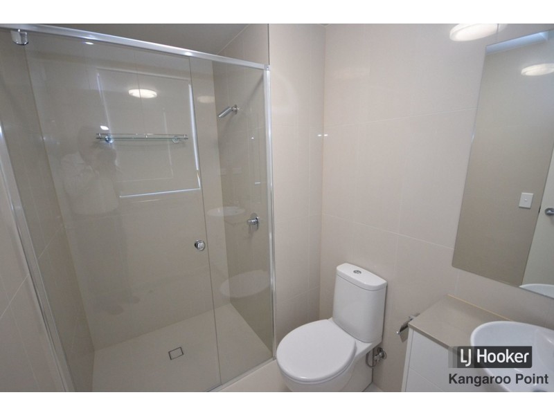 16/450 Main Street, Kangaroo Point QLD 4169