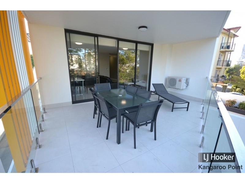 16/450 Main Street, Kangaroo Point QLD 4169