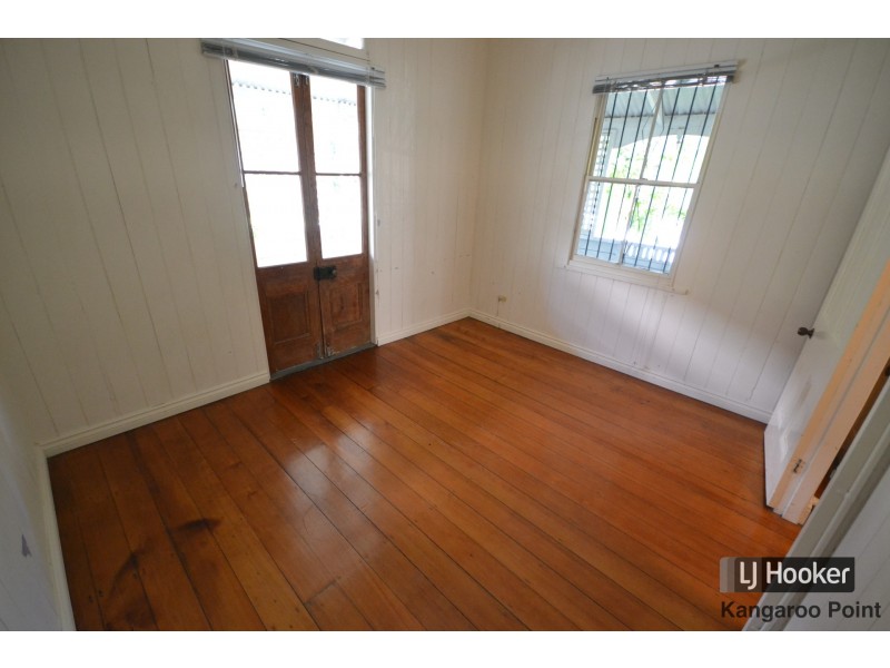 8 Latrobe Street, East Brisbane QLD 4169