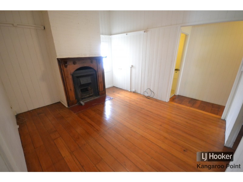 8 Latrobe Street, East Brisbane QLD 4169