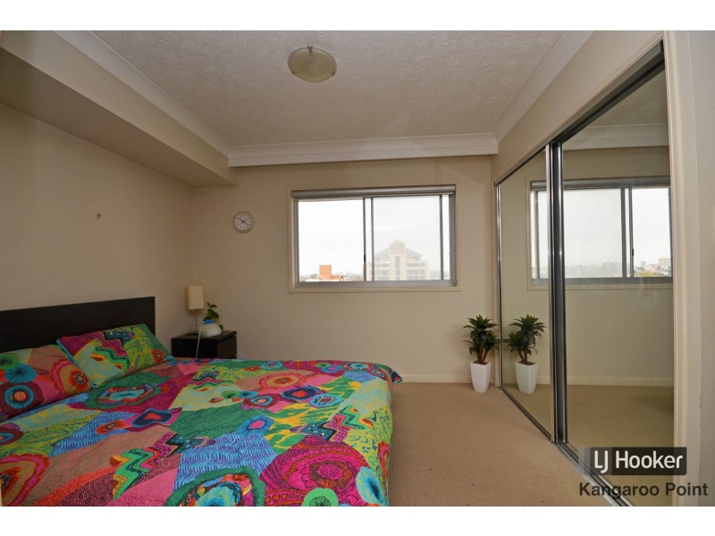 20/19 Thorn Street, Kangaroo Point QLD 4169