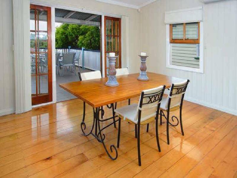 10 Geelong Street, East Brisbane QLD 4169