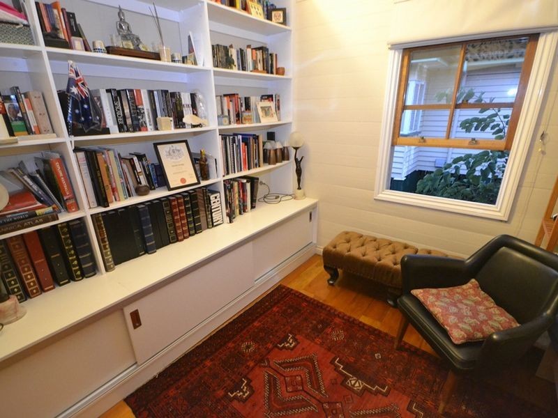 10 Geelong Street, East Brisbane QLD 4169