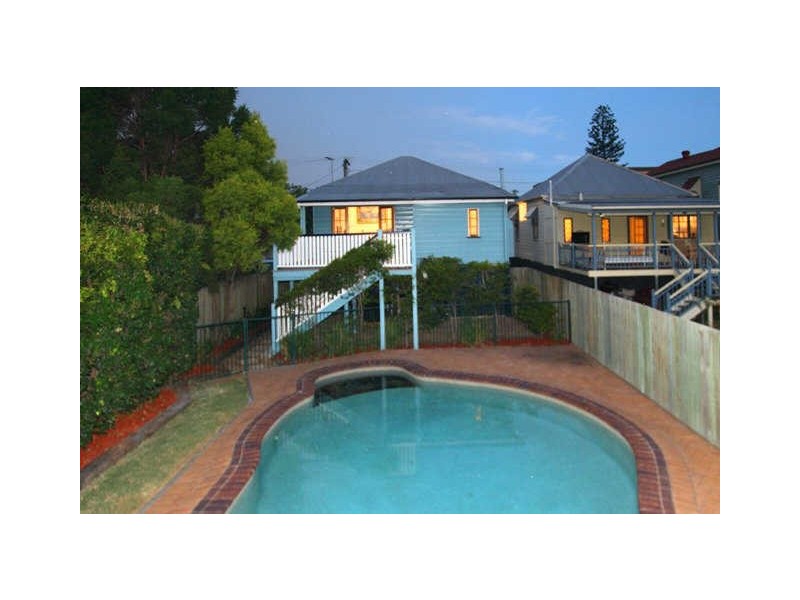 10 Geelong Street, East Brisbane QLD 4169