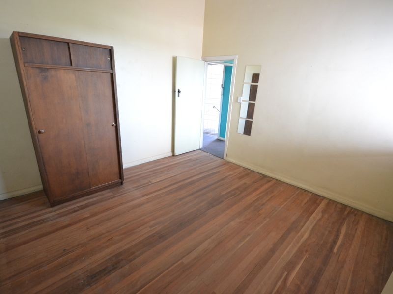 2/26 Lockhart Street, Woolloongabba QLD 4102