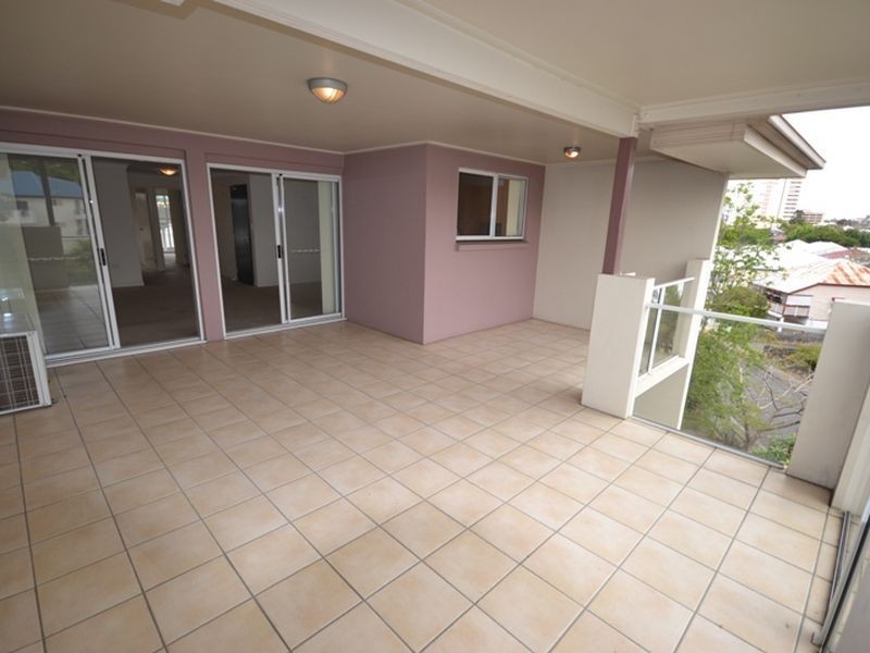 14/275 Shafston Avenue, Kangaroo Point QLD 4169