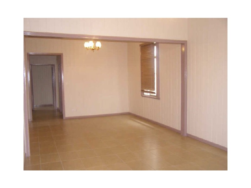 22 Latrobe St, East Brisbane QLD 4169