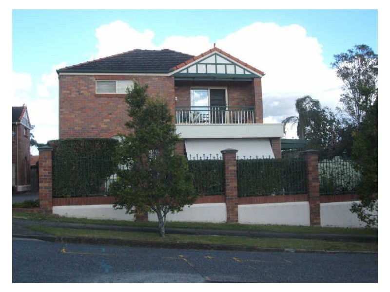 2/31 Donaldson St, Greenslopes QLD 4120