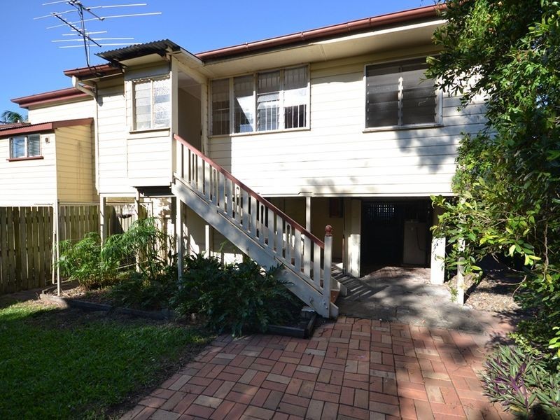 2 Latrobe Street, East Brisbane QLD 4169