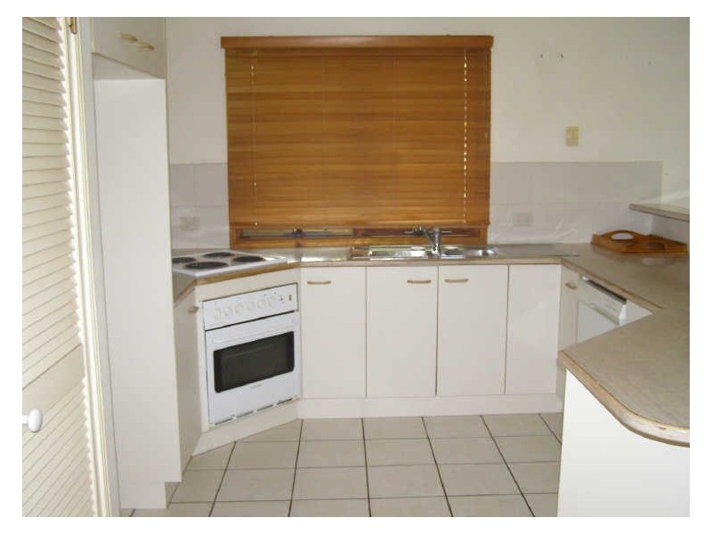 40 Roseglen St, Greenslopes QLD 4120