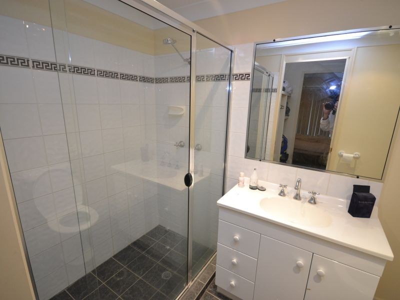 2/64 Longlands Street, East Brisbane QLD 4169