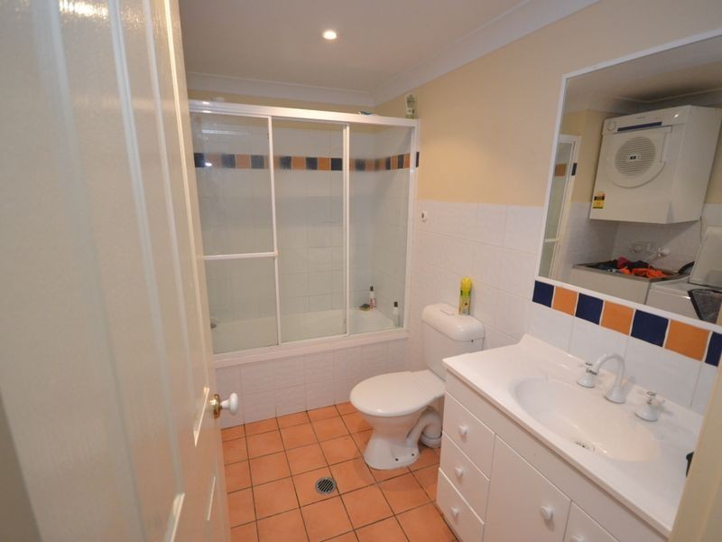 2/64 Longlands Street, East Brisbane QLD 4169