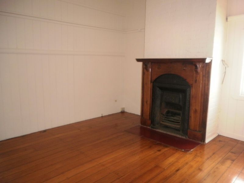 8 Latrobe Street, East Brisbane QLD 4169