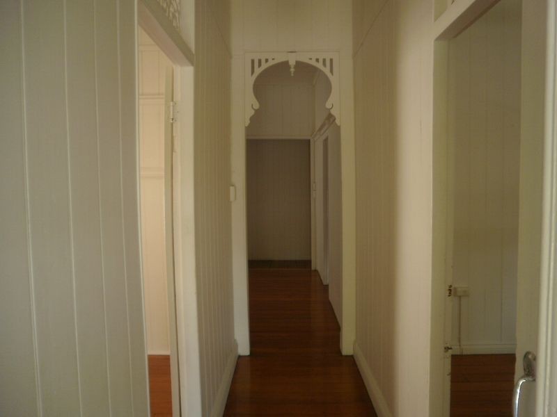 8 Latrobe Street, East Brisbane QLD 4169