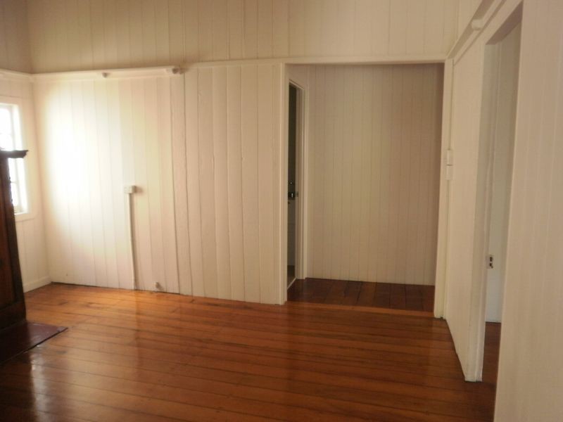 8 Latrobe Street, East Brisbane QLD 4169