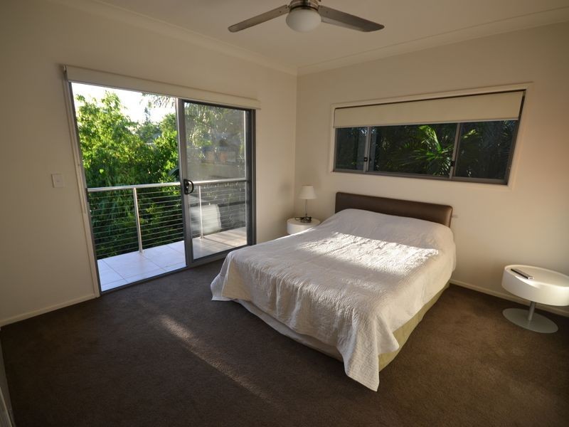 10 Latrobe St, East Brisbane QLD 4169