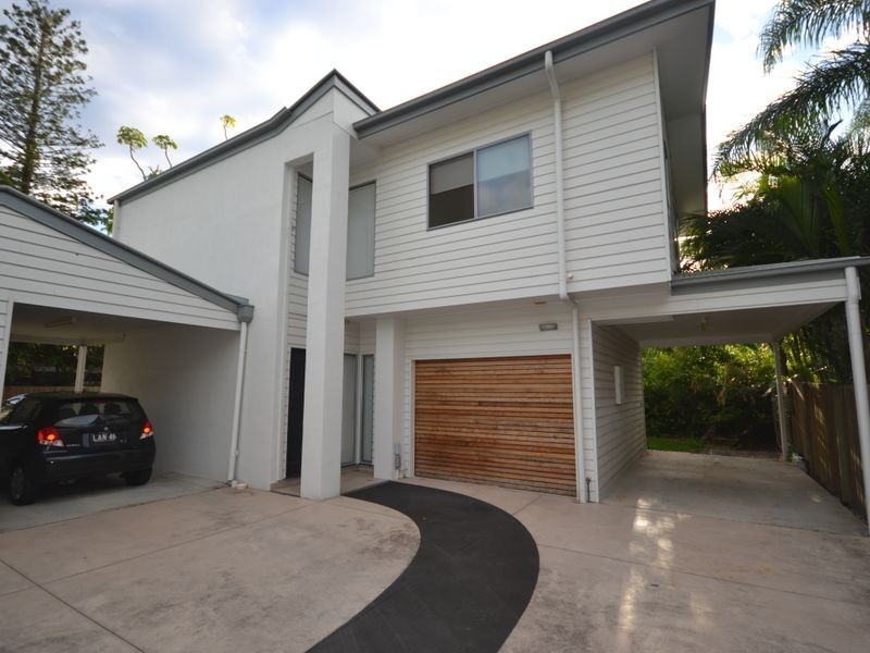10 Latrobe St, East Brisbane QLD 4169