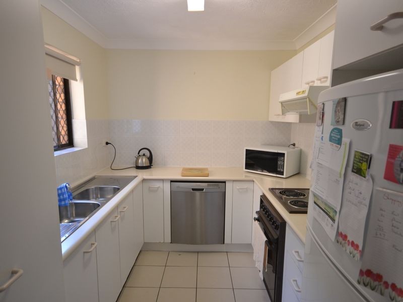 4/45 Harold Street, Holland Park QLD 4121