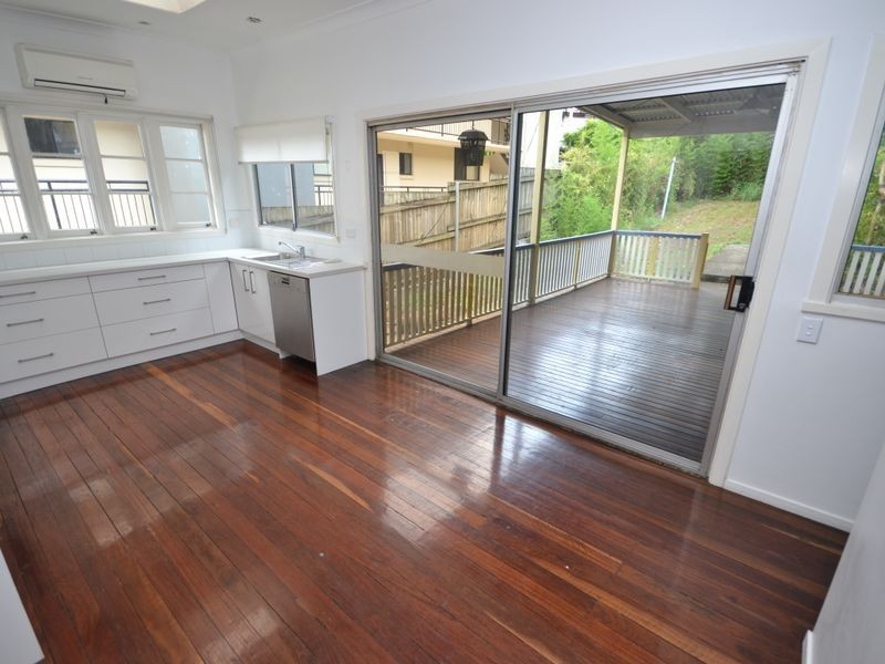 11 Eskgrove St, East Brisbane QLD 4169