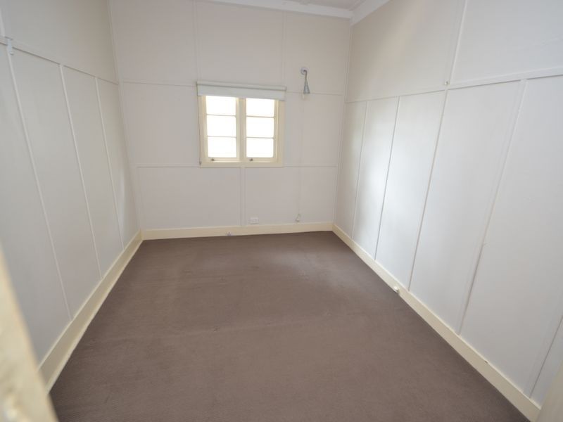 11 Eskgrove St, East Brisbane QLD 4169