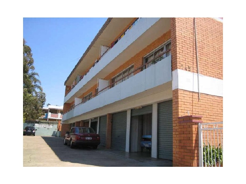 4/745 Logan Road, Greenslopes QLD 4120