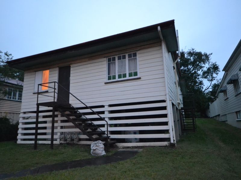2/11 Duke Street, Annerley QLD 4103