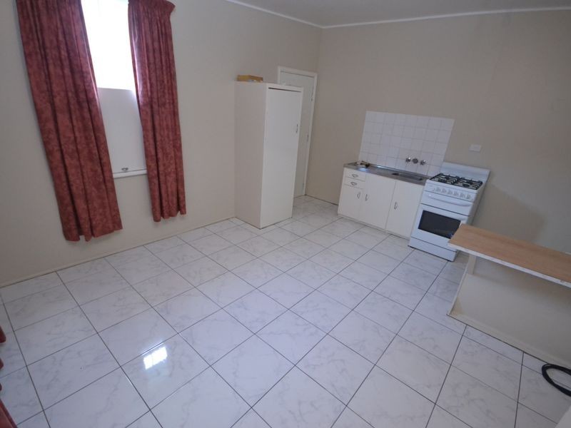 1/11 Duke Street, Annerley QLD 4103