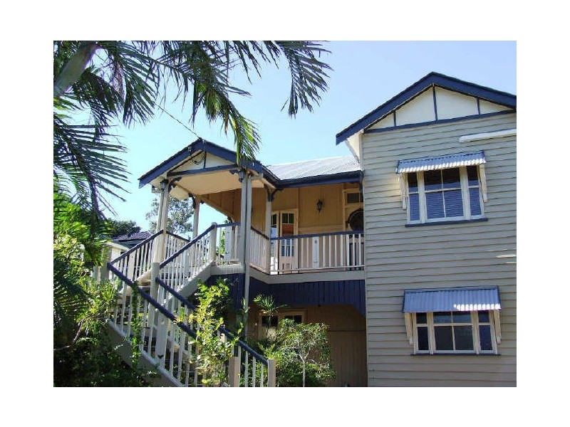 23 Malory St, Balmoral QLD 4171